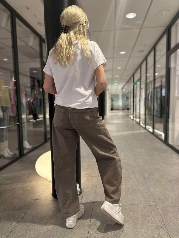 Pepper Barrel Jeans Garmer Dye