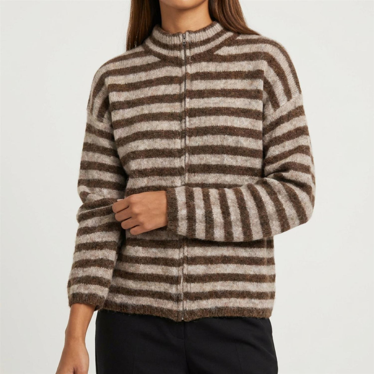 STRIPE CARDIGAN CHOCOLATE