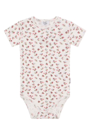 Hust and Claire bri Body flowers