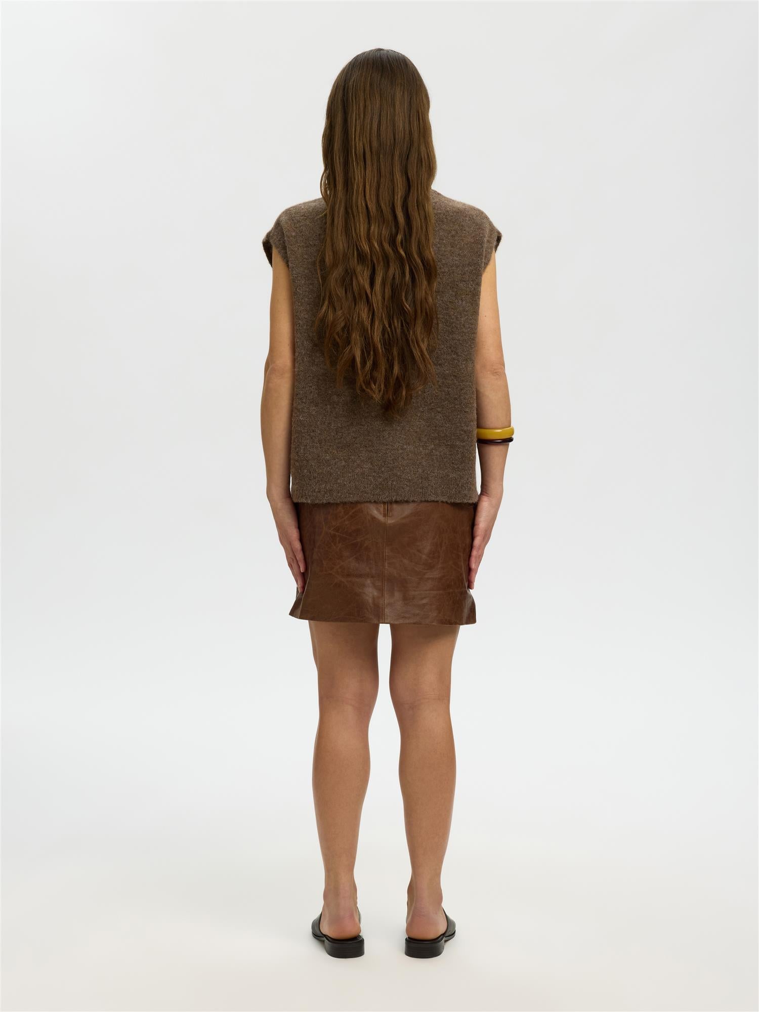 Selected LULU SL KNIT VEST Dachshund