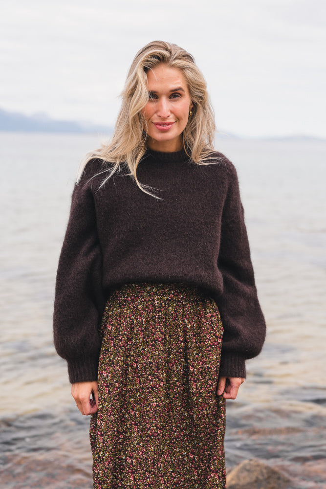 Raus Thea Amalie Pullover Black Coffee