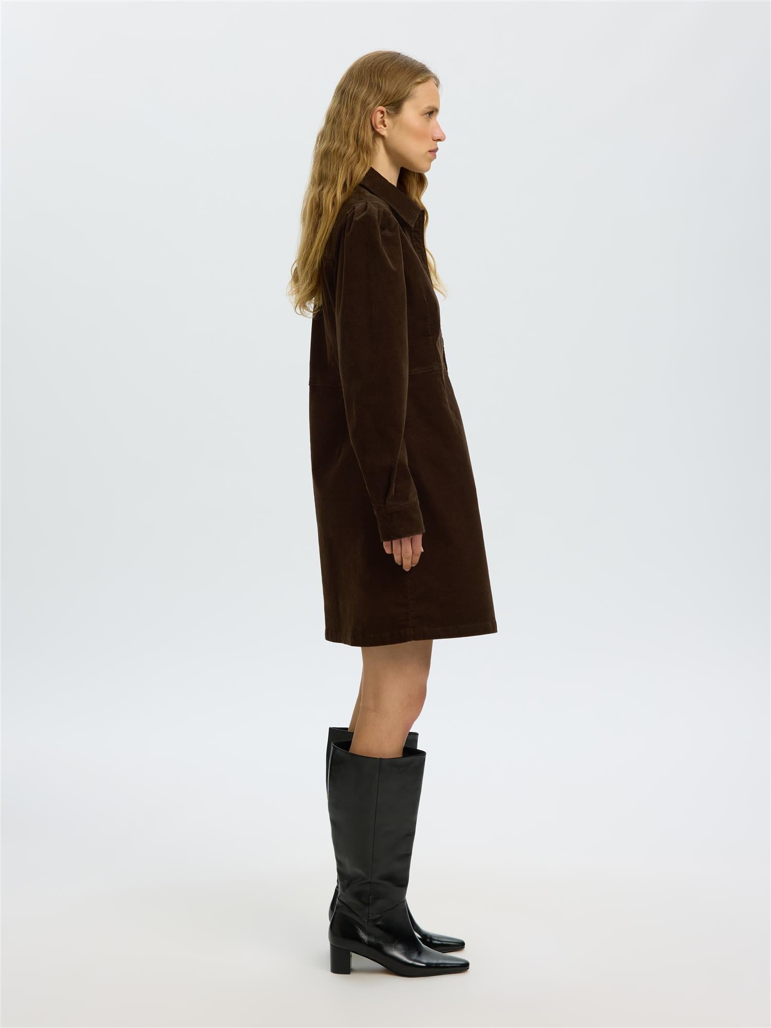 Selected RUNA SHORT CORDUROY DRESS NOOS DELICIOSO