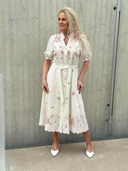 Pepper Zelie Kjole Beige