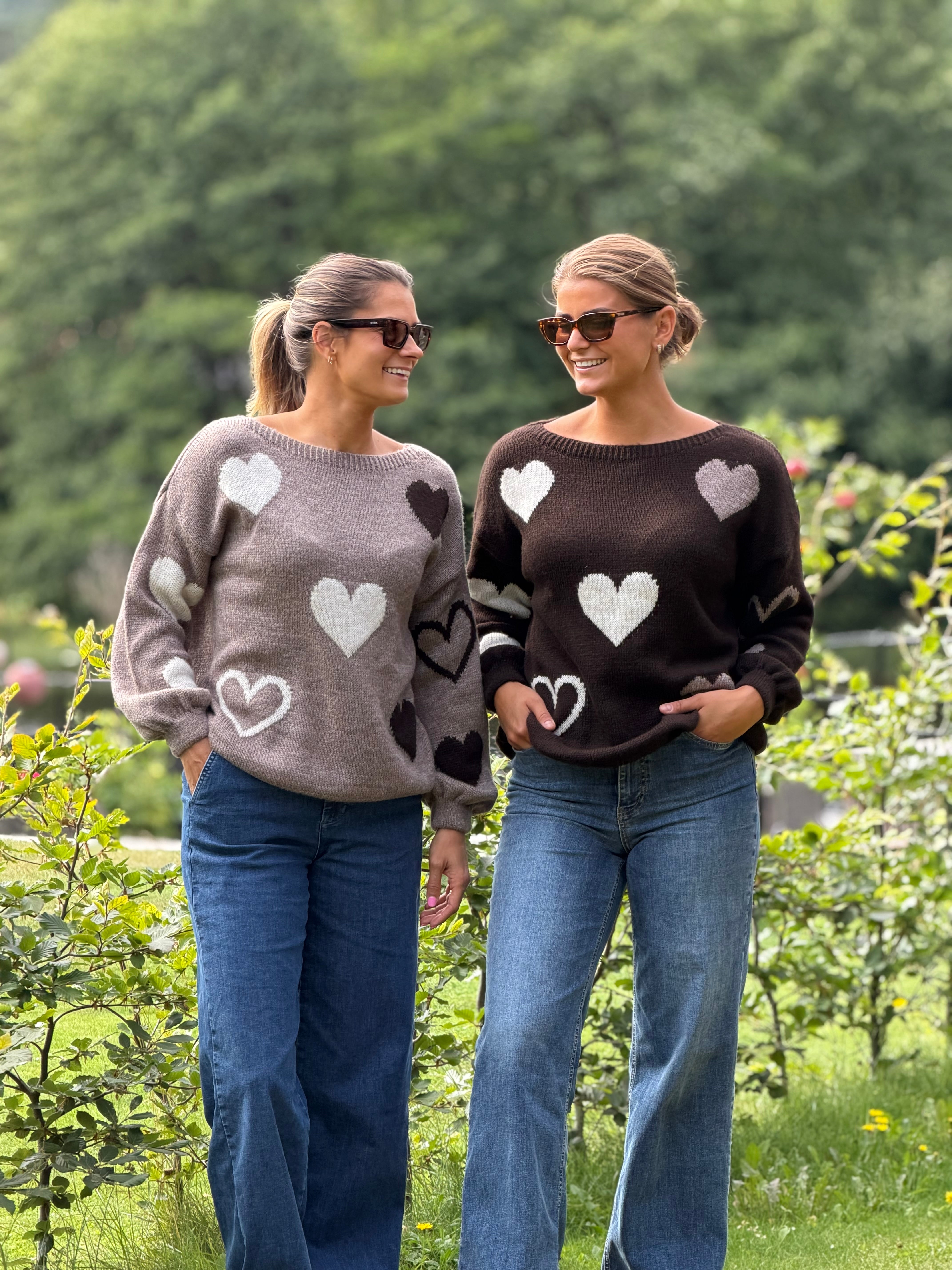 Heart Knit Chocolate