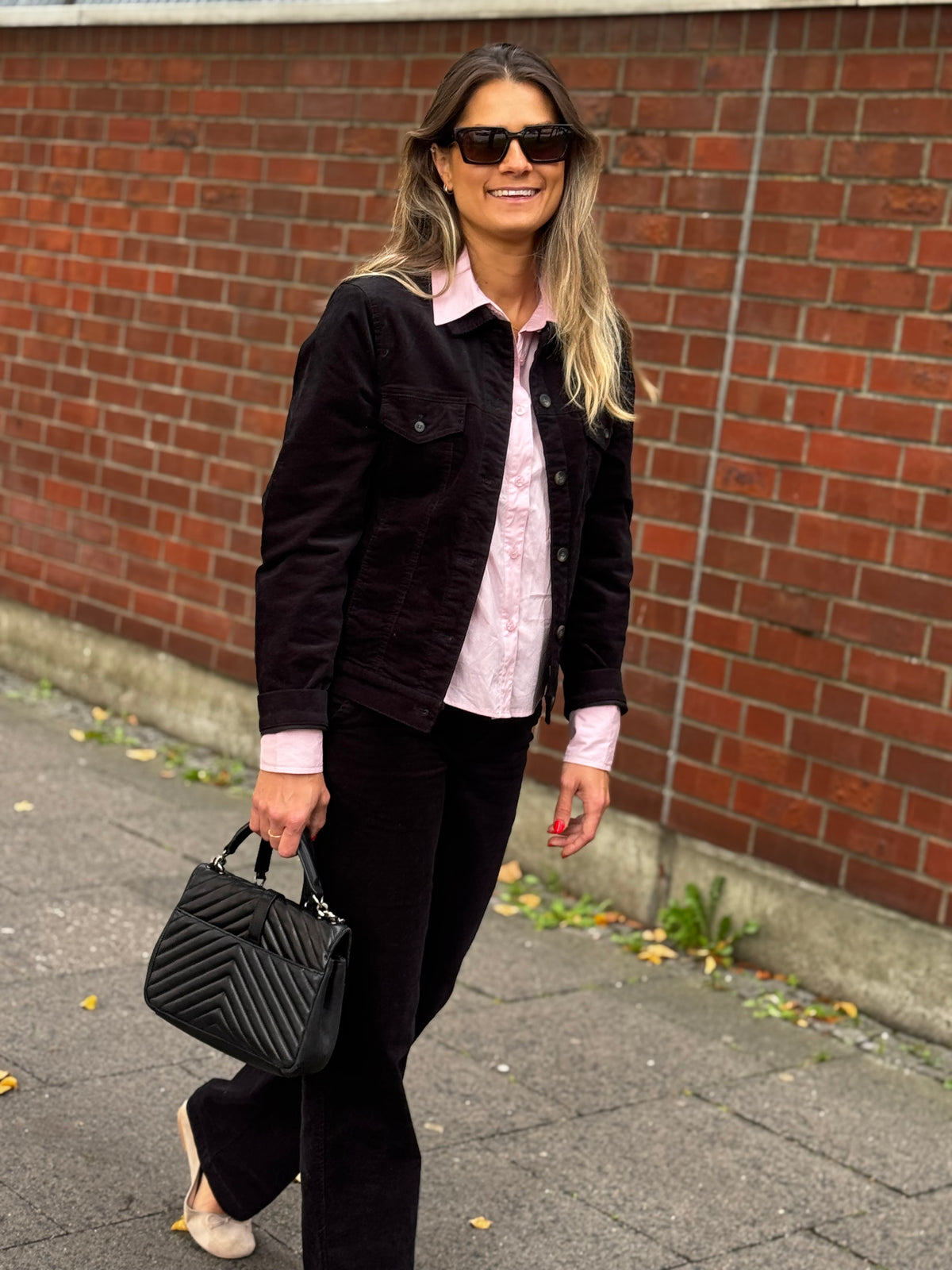 Merie Velvet Trousers - Black