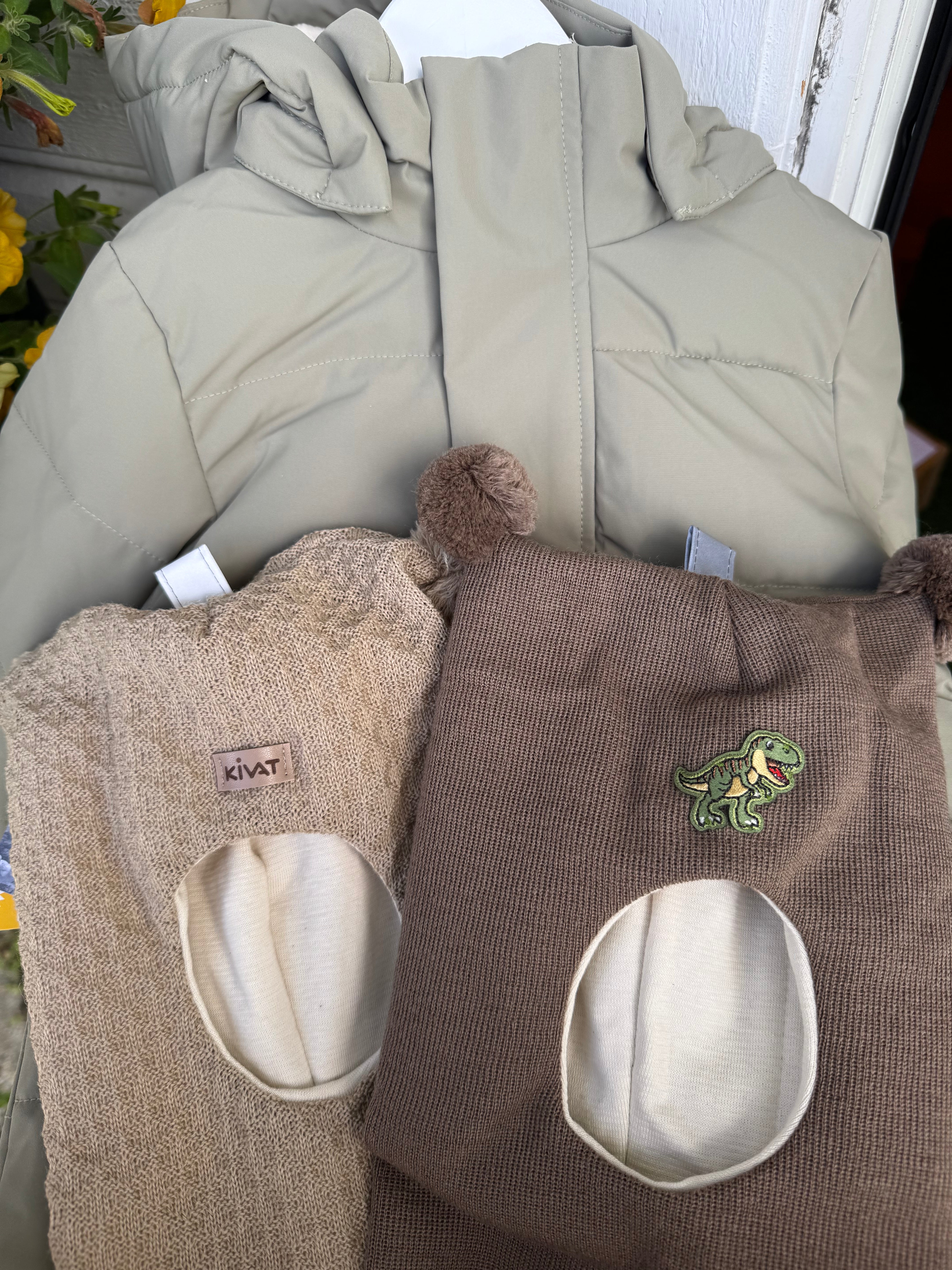 Balaclava Lue Ull Brun Dinosaur