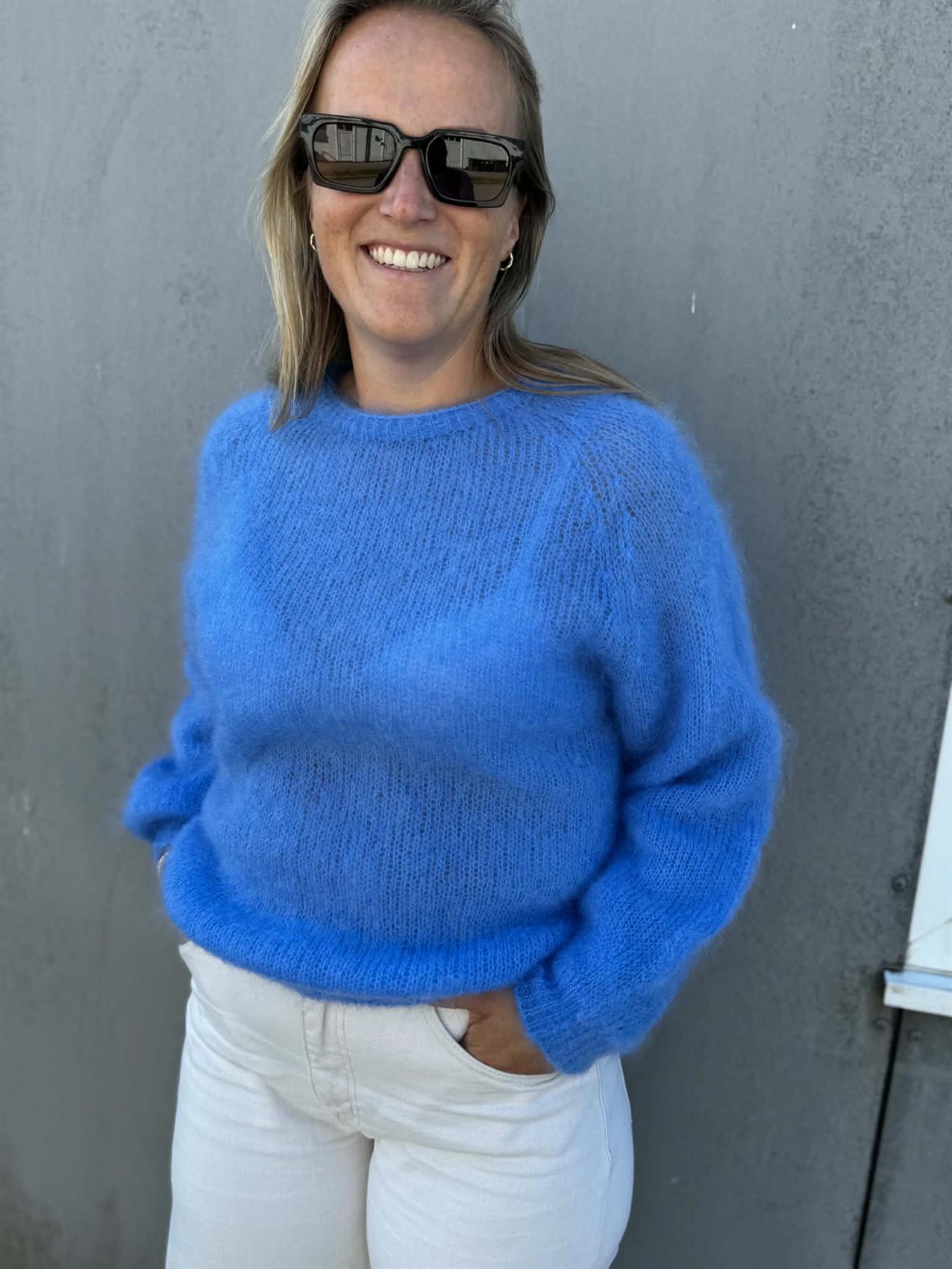 Pepper Lova Mohair Lys Sterk Blå