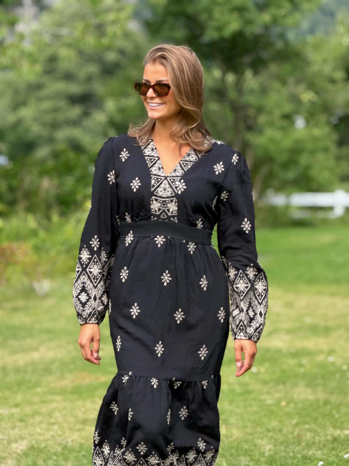 EMB DRESS LONG