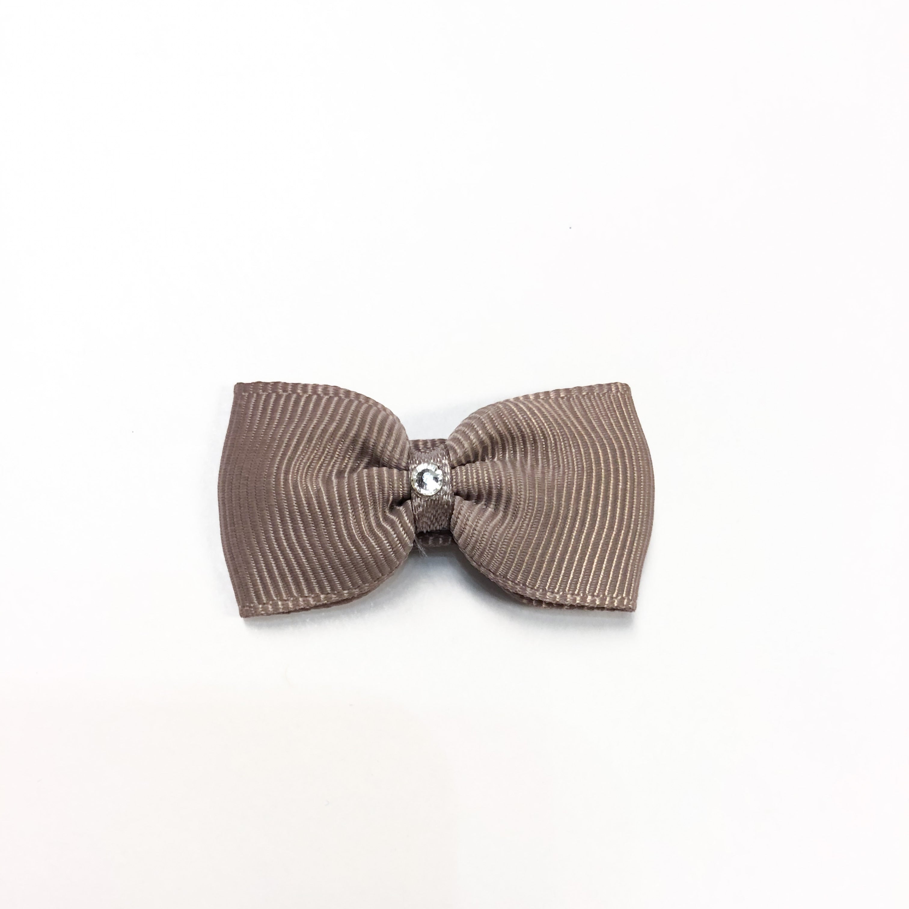 Liten babysløyfe uten krystaller